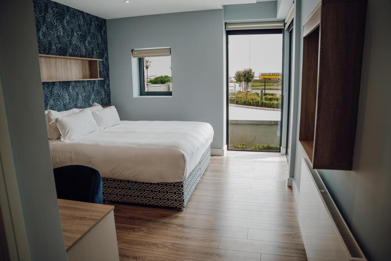 Shoreline Apartments Galway Exterior photo
