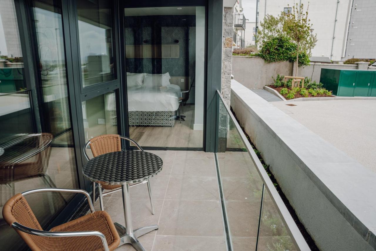 Shoreline Apartments Galway Exterior photo