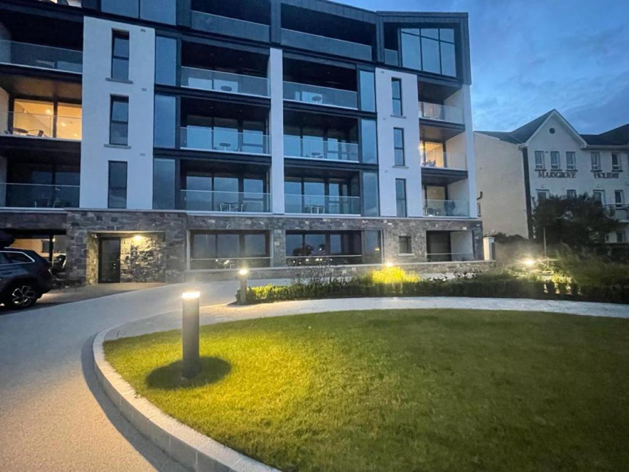 Shoreline Apartments Galway Exterior photo