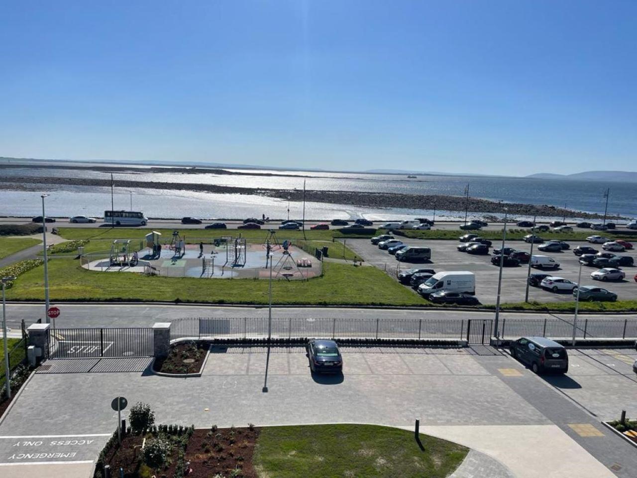 Shoreline Apartments Galway Exterior photo