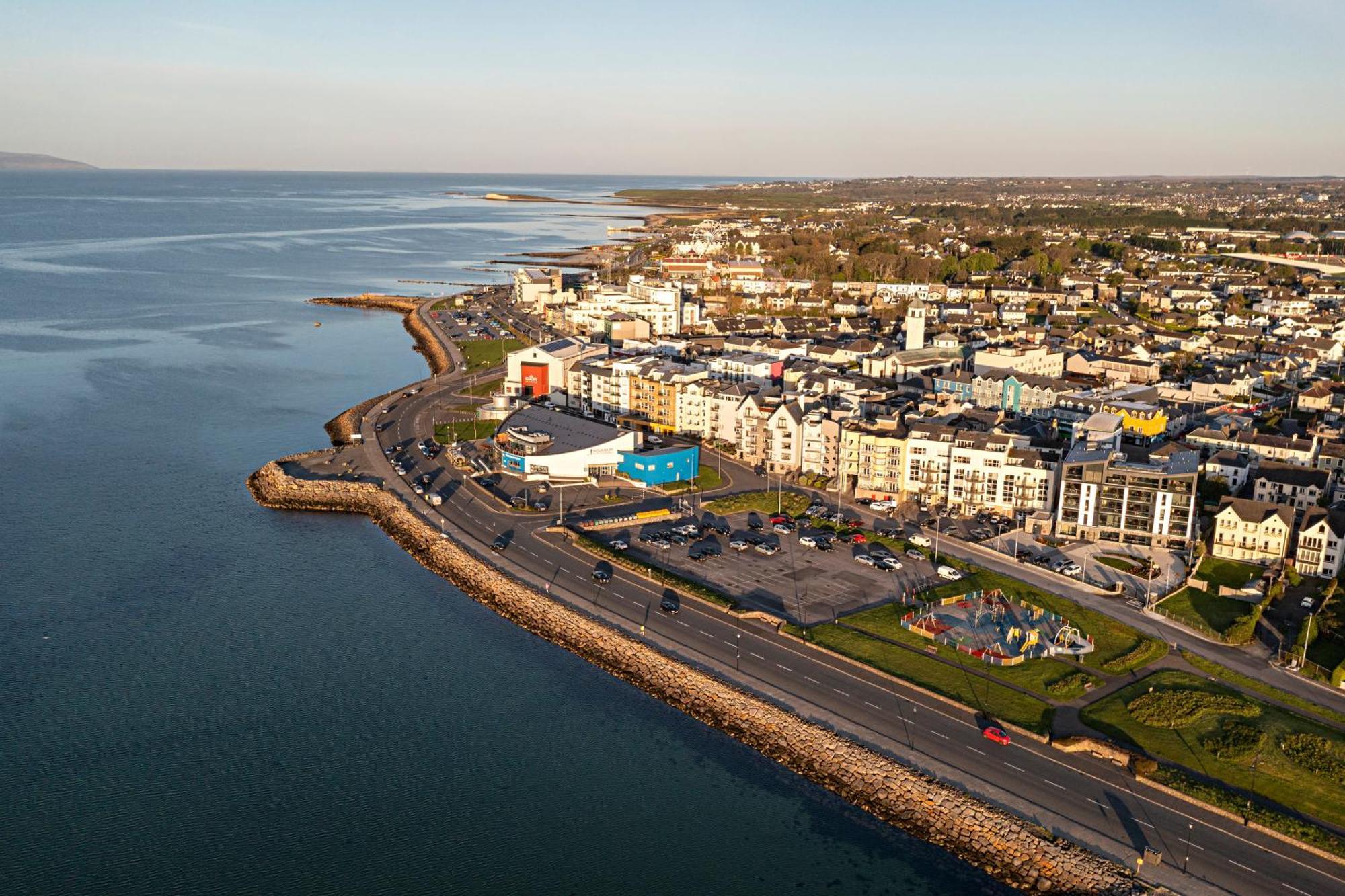 Shoreline Apartments Galway Exterior photo